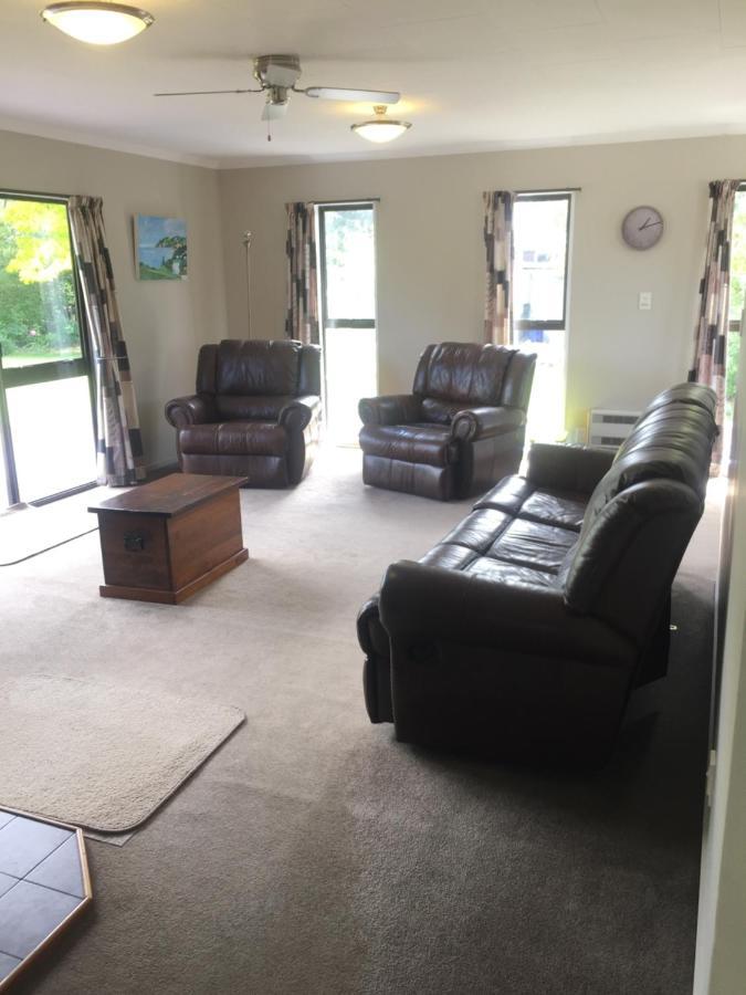 Terrific House On Totara Drive Twizel Exterior foto